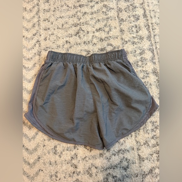Nike Shorts - Picture 2 of 3